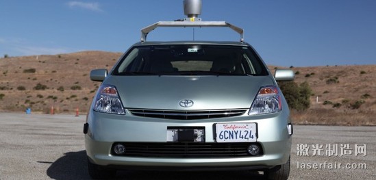 黑掉無(wú)人駕駛汽車只需要一支激光筆？