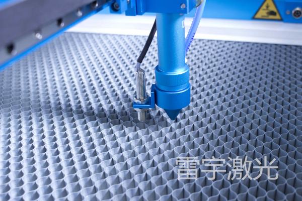 如何使用激光切割機才算安全？老司機告訴你答案！