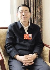 全國人大代表閆大鵬:產(chǎn)業(yè)集群助力制造業(yè)創(chuàng)新升級(jí) 全國人大代表閆大鵬:產(chǎn)業(yè)集群助力制造業(yè)創(chuàng)新升級(jí)