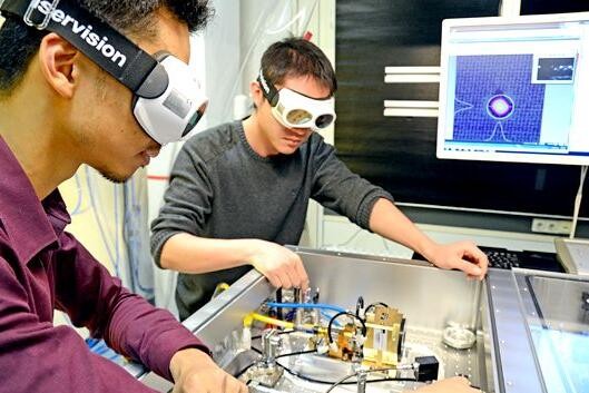 慕尼黑大學(xué)開發(fā)出超寬帶紅外光源 慕尼黑大學(xué)開發(fā)出超寬帶紅外光源