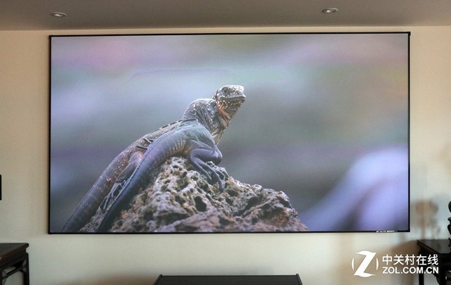 超短焦大屏 百吋激光家庭影院直擊 超短焦大屏 百吋激光家庭影院直擊