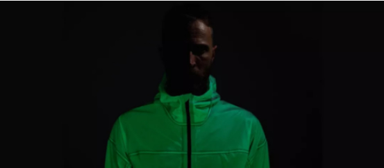 布料激光切割機(jī)與充電夾克，未來(lái)感十足！