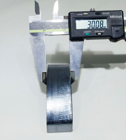 噴嘴選擇+焦點(diǎn)調(diào)整，實(shí)現(xiàn)30mm碳鋼純亮面切割