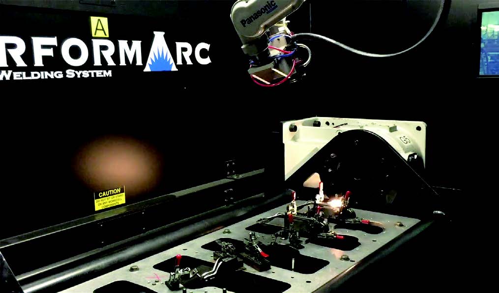 由于其熱源距離一定距離且下方的熔體區(qū)域高度集中，激光焊接就像魔術(shù)一樣。