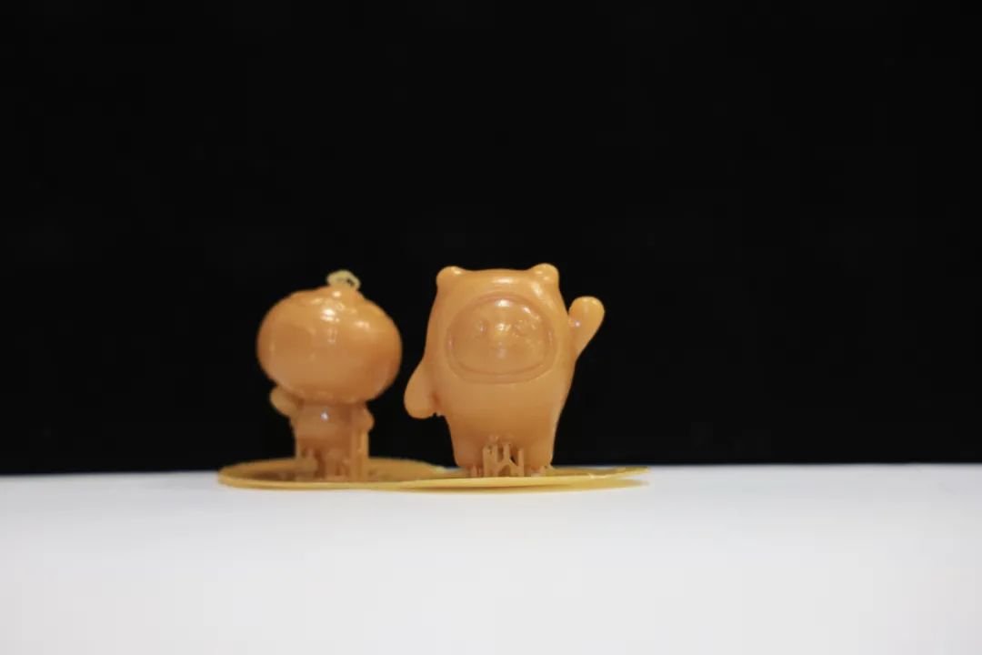 ▲&nbsp;光固化成型技術(shù)“冰墩墩”