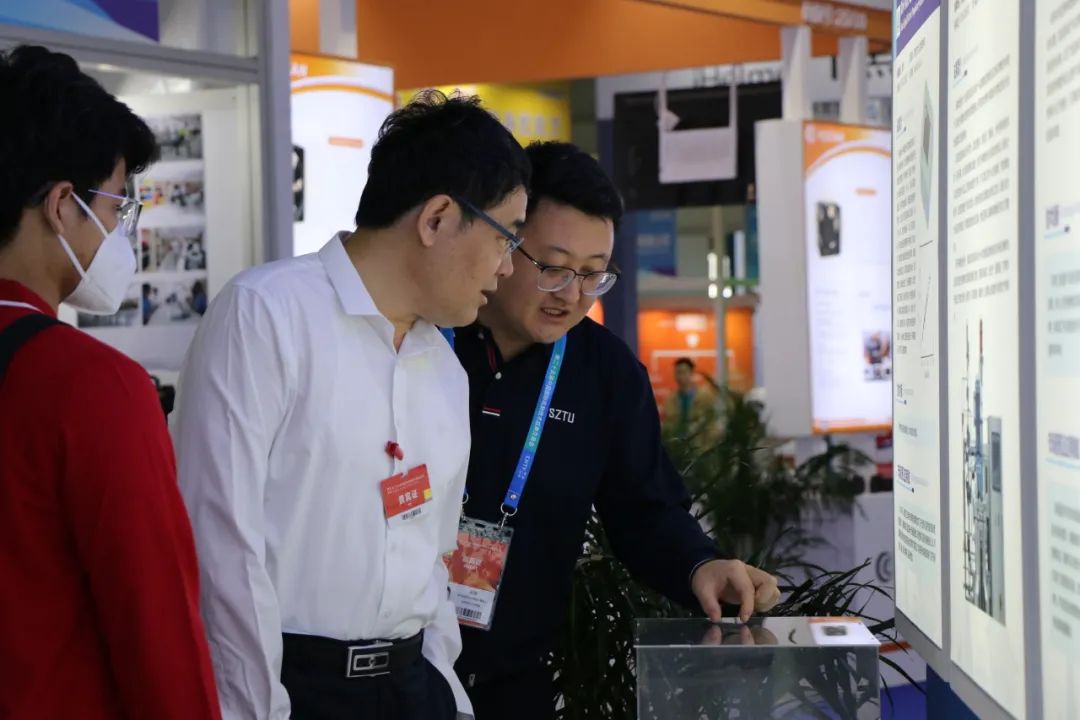 喜訊！國產(chǎn)薄片激光器實現(xiàn)新突破！