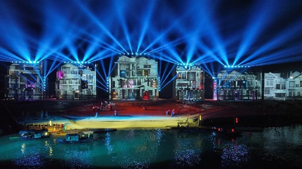 光峰科技激光投影點(diǎn)亮嶺南騎樓 光影藝術(shù)喚醒僑鄉(xiāng)文化記憶