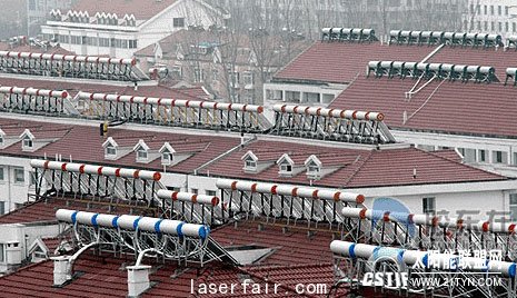 保障住房上的太陽(yáng)能熱水器