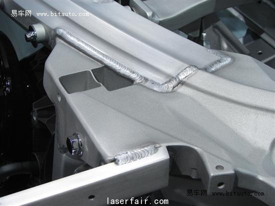 激光焊接技術焊縫均勻，可將異質(zhì)材料融合在一起