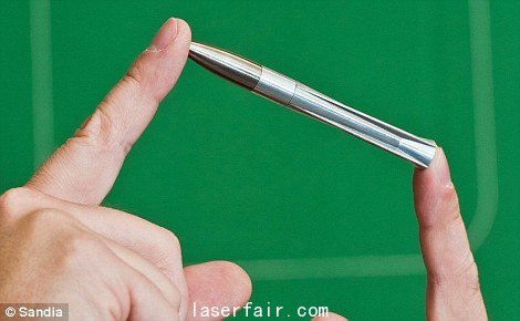 這種子彈通過(guò)傳感器激活微型尾翅為自己掌舵。