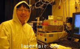 金鐘福（Jong Bok Kim）屬于研究小組，他發(fā)現(xiàn)，微觀褶皺可顯著提高太陽能電池的功率