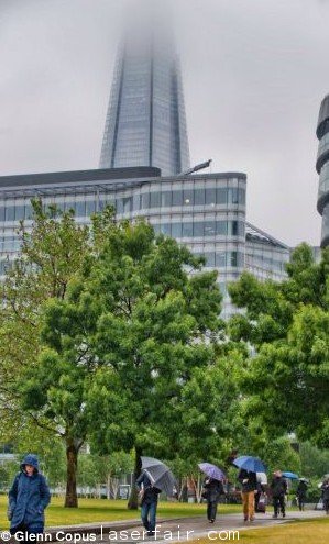 科學(xué)家研發(fā)激光&ldquo;轟擊&rdquo;云層可阻止降雨形成