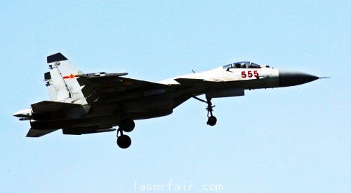 殲15戰(zhàn)機(jī)（資料圖）