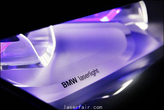 奧迪、寶馬亮劍激光，誰(shuí)是一燈大師？