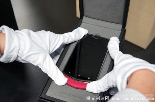 一探Vertu總部究竟：最奢侈的手機(jī)是怎么造出來的？