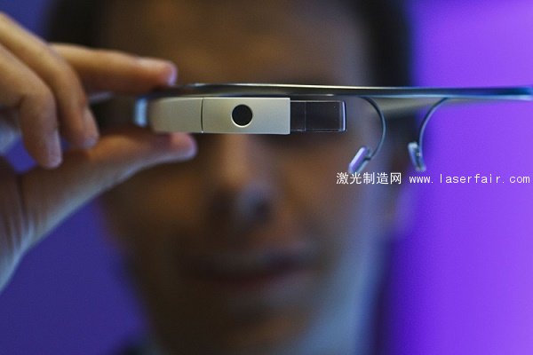 Google glass+激光掃描儀：通用&ldquo;虛擬臨場(chǎng)&rdquo;消滅人工流水線