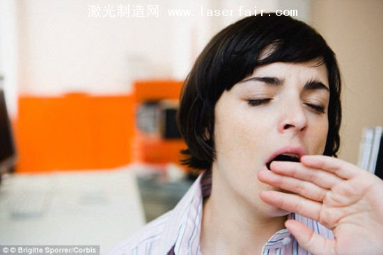 倒時(shí)差利器？激光或可重置生物鐘-